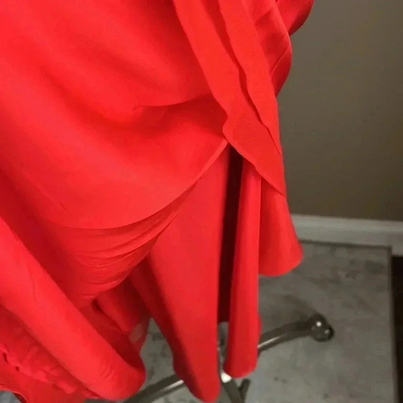 Vintage Cache red satin dress with crisscross back. Size 4 - Picture 7 of 7